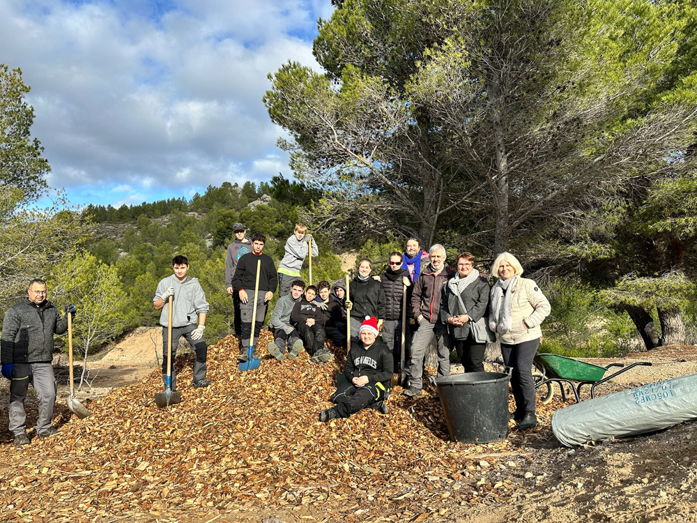 02EA18B0-8F60-467A-B6BA-D74FA438899F